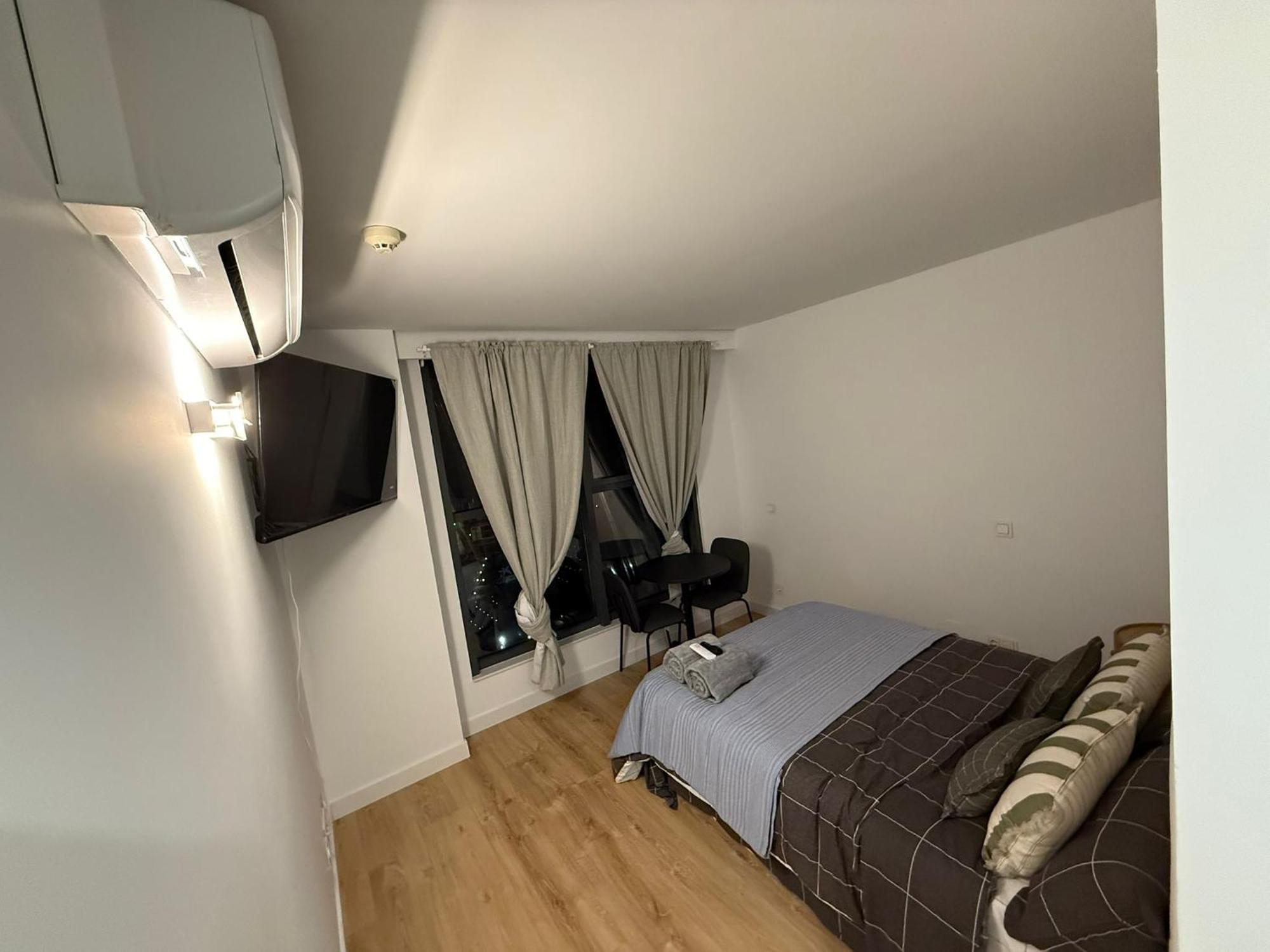 To Room Madrid Castellana Екстер'єр фото