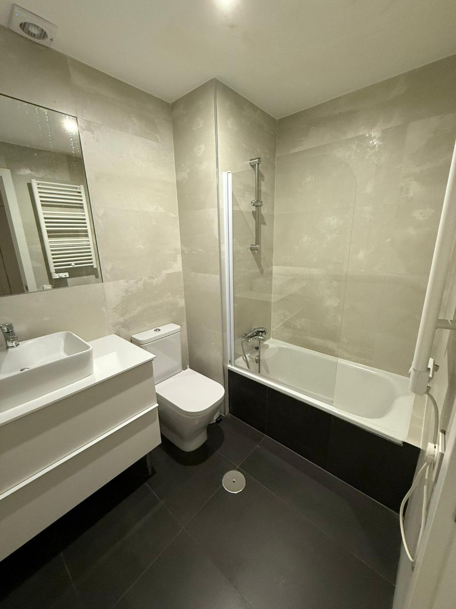 To Room Madrid Castellana Екстер'єр фото